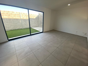 Bonita casa en venta dentro de condominio con amenidades en Capital Sur