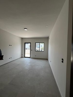 CASA EN VENTA EN AMORADA SANTIAGO