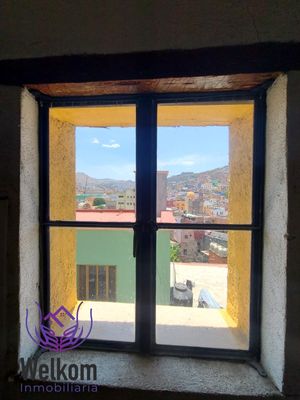 CASA EN VENTA PARA VIVIR O INVERTIR EN EL CENTRO DE LA CUIDAD DE GUANAJUATO