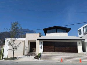 CASA EN VENTA EN HACIENDA LOS ENCINOS, MONTERREY, NL