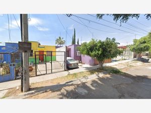 Casa en Venta en Hacienda Santa Fe Tlajomulco de Zúñiga