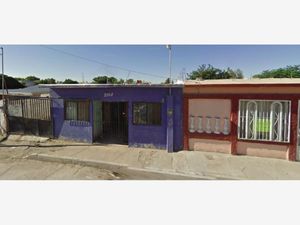 Casa en Venta en Lucio Cabañas Juárez