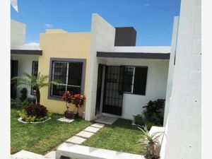 Casa en Venta en Atlacholoaya Xochitepec