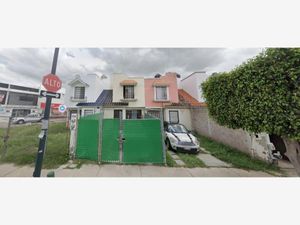 Casa en Venta en El Carmen León