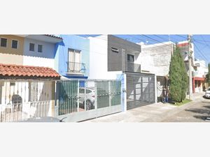 Casa en Venta en Los Arrayanes Guadalajara