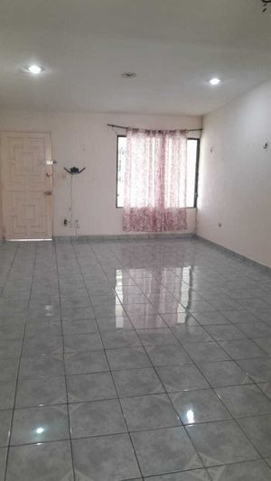 Casa en venta de una planta en Pacabtún