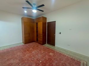 Casa en venta en Mérida: Ubicación Privilegiada y Remodelada a la Perfección