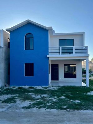 CASA EN LA PLAYA/ TERCERA FILA /CHICXULUB PUERTO