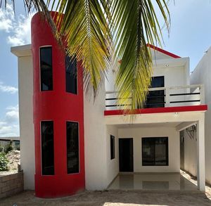 CASA EN LA PLAYA/ TERCERA FILA /CHICXULUB PUERTO