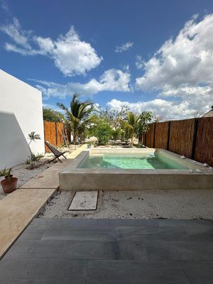 CASA EN VENTA MERIDA, DIEZ.CINCO PLAYA CHICXULUB TIPO VILLA, ENTREGA INMEDIATA