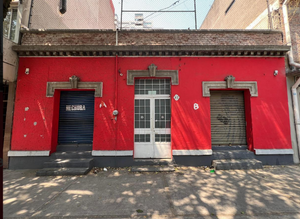 Casa con terreno en La Calle Zamora Colonia Condesa