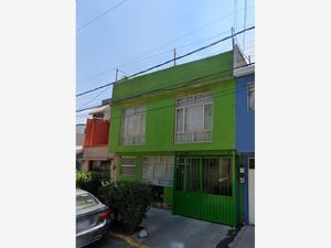 Casa en Venta en Los Reyes Ixtacala 1ra. Sección Tlalnepantla de Baz