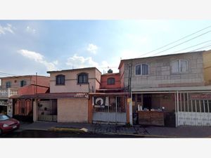 Casa en Venta en El Laurel Coacalco de Berriozábal
