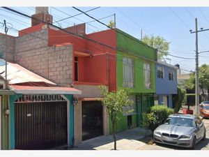 Casa en Venta en Los Reyes Ixtacala 1ra. Sección Tlalnepantla de Baz