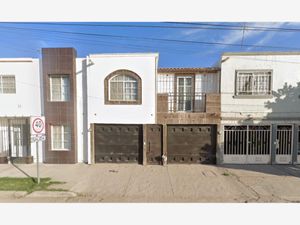 Casa en Venta en Residencial el Secreto Torreón