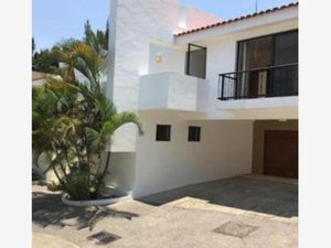 Casa en Venta en Lomas de la Selva Cuernavaca