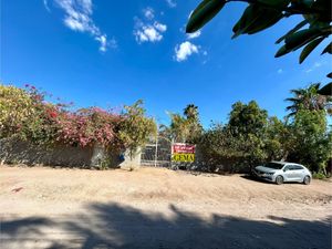 Casa en Calafia con terreno excedente