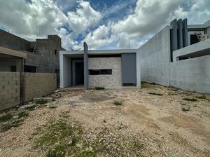 CASA EN VENTA EN DZITYA