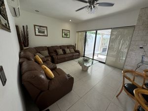 CASA EN VENTA EN MONTEBELLO