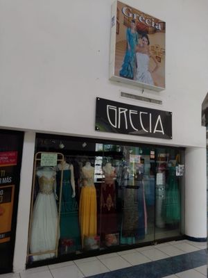 VENTA DE LOCAL COMERCIAL EN PLAZA DORADA