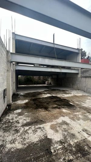 Edificio en Venta en Arboledas, Estado de México