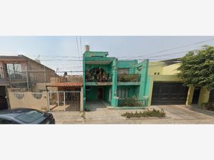 Casa en Venta en Paraisos del Colli Zapopan