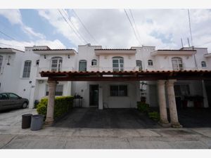 Casa en Venta en El Vigia Zapopan