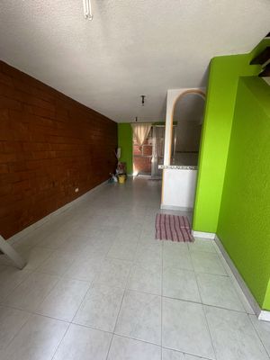 Venta de casa en Ecatepec, Fuentes de Ecatepec en esquina