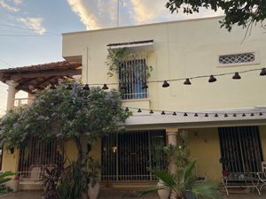 CASA CON 5 RECAMARAS LAS BRISAS EN MERIDA