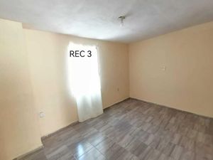 Casa en Venta en La Guadalupana Ecatepec de Morelos