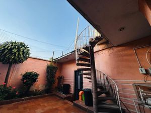 En venta casa para remodelar en Colonia El Mirador