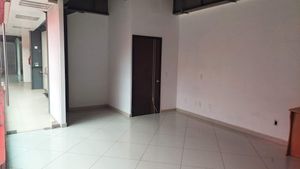 LOCAL COMERCIAL EN RENTA SATELITE, NAUCALPAN EDO MEX