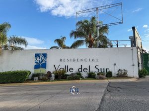 CASA EN VENTA EN RESIDENCIAL VALLE DEL SUR