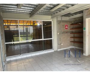 BODEGA COMERCIAL EN RENTA