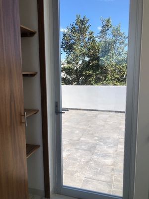 CASA NUEVA EN COTO EN BOSQUES DEL CENTINELA