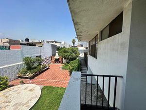 Casa con excedente en venta en Monterrey, colonia Gonzalitos