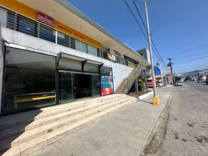 Local comercial planta baja Mitras Sur, Monterrey