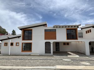 Casa en Venta en San Miguel Metepec