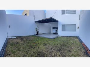 Casa en Renta en Cumbres del Lago Querétaro