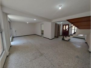 Casa en Venta en Jardines de Morelos Sección Bosques Ecatepec de Morelos