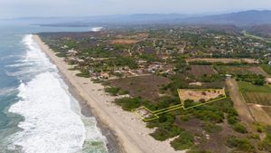 Terreno único en La Barra, Puerto Escondido con frente de playa