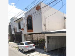 Casa en Venta en Contry Sol Guadalupe