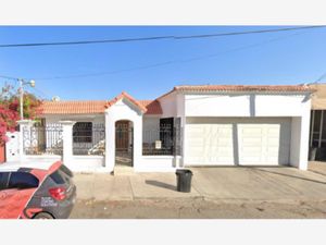 Casa en Venta en Industrial Mexicali