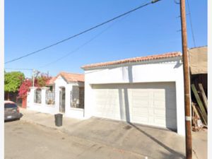 Casa en Venta en Industrial Mexicali