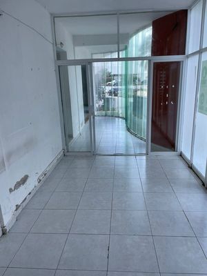 EDIFICIO EN RENTA EN CAMPECHE:  FRACC. LOS LAURELES