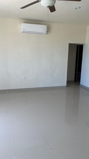 DEPARTAMENTO EN RENTA EN CAMPECHE: COL. SANTA ANA