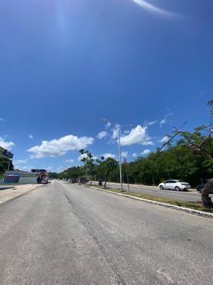 TERRENO EN VENTA EN CAMPECHE: AV. LAZARO CARDENAS