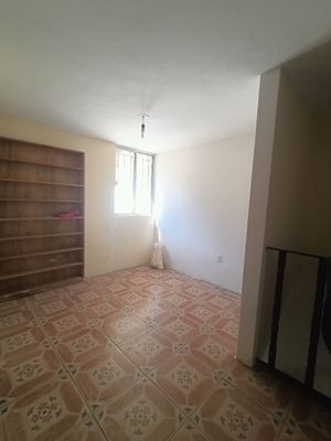 CASA EN VENTA EN VALLE REAL