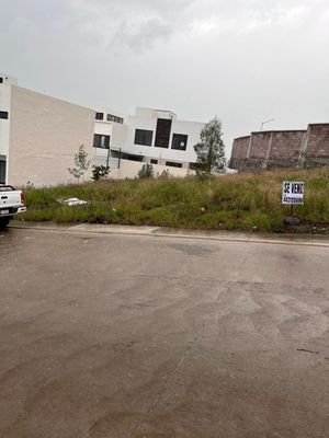 TERRENO EN CAÑADAS DEL BOSQUE