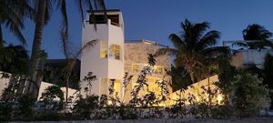 Casa Frente a la Playa de 3 Habitaciones y Piscina en Santa Clara, Yucatán